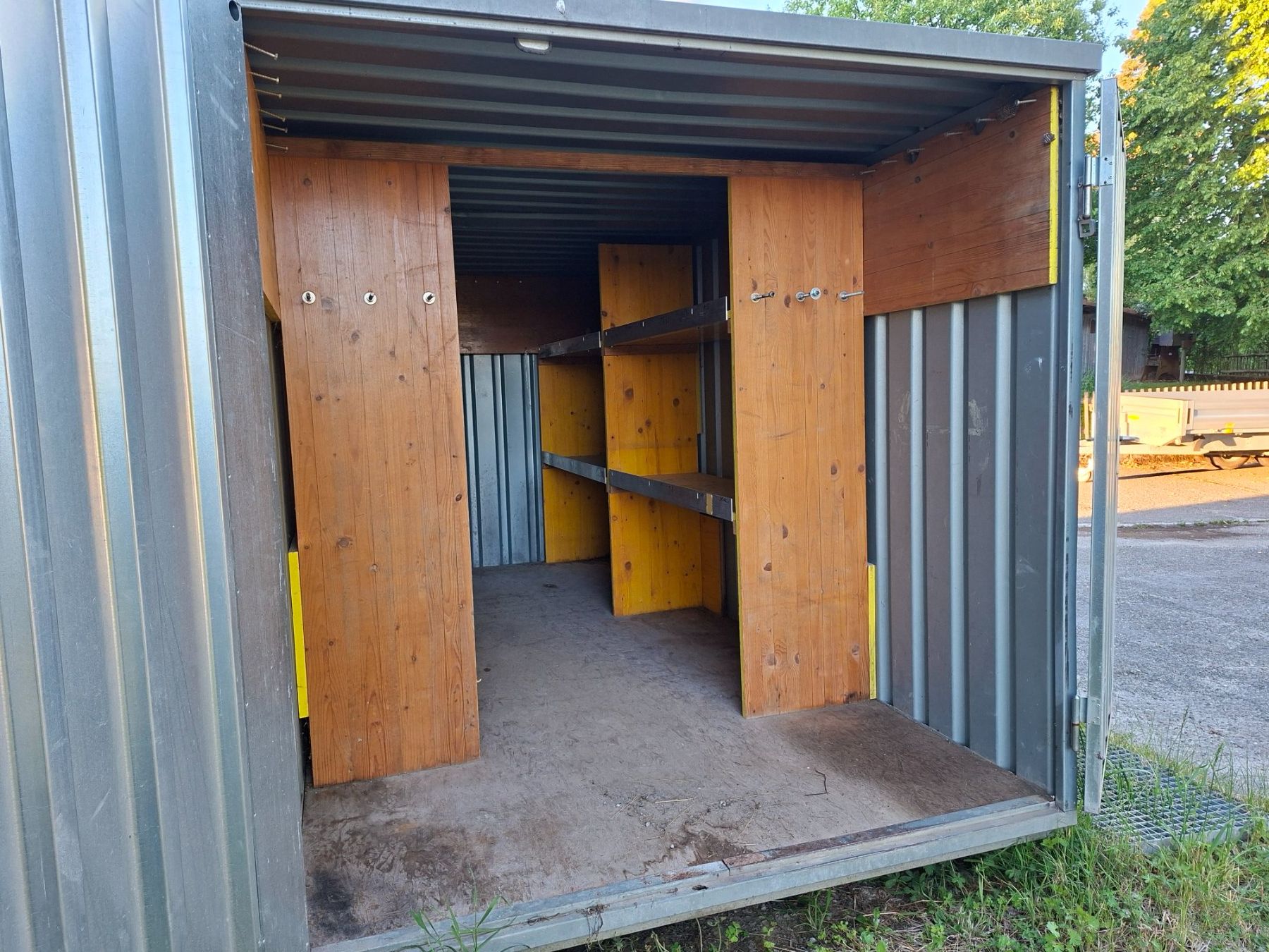 Conteneurs de construction: Lagercontainer Materialcontainer 4 Meter lang 2 Meter breit – D'occasion à Schnottwil par Handwerk64 5