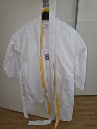 Taekwondo Anzug Grösse 100 / 00 mit gelbem Gürtel🥋