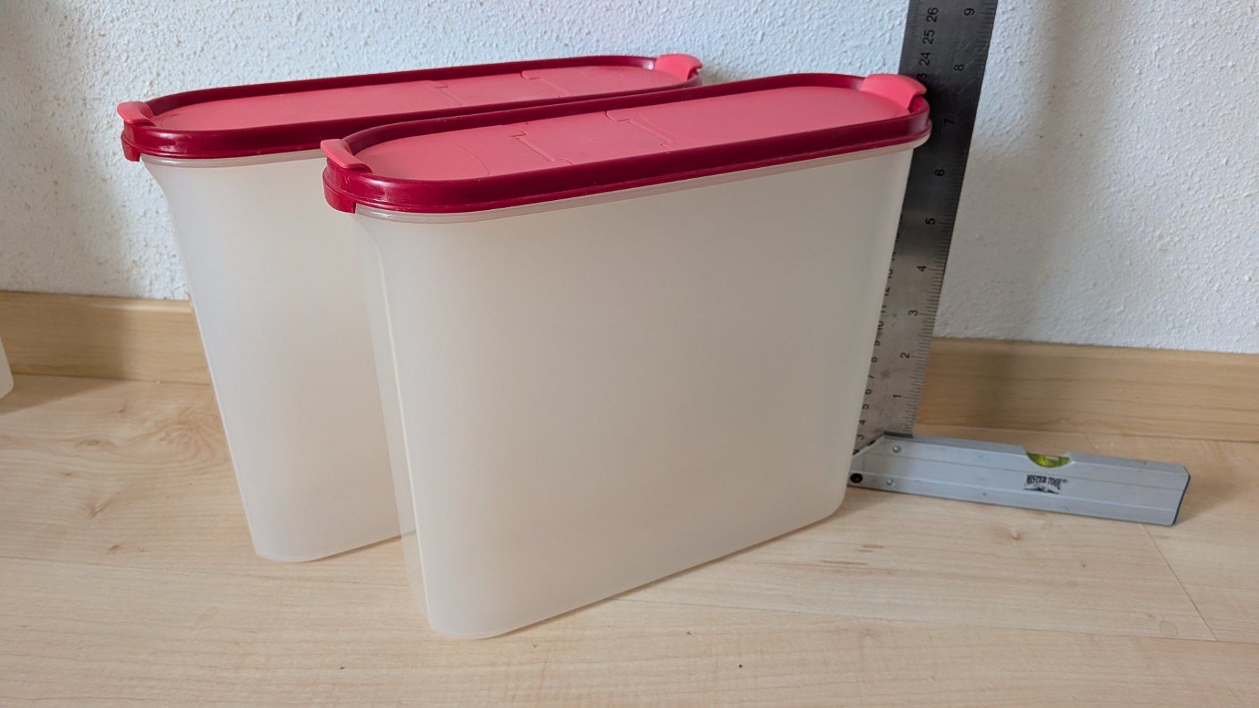 Tupperware Behälter & Ähnliches: Tupperware 2 Behälter Vorrat Supervision – Gebraucht aus Horw von Rebuho 2