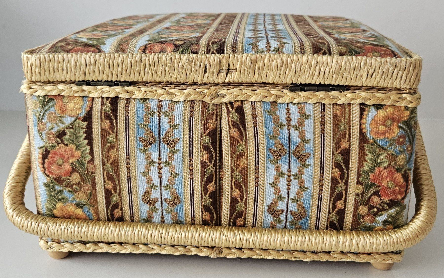 Altro in Bricolage: Nähkästchen beige mit Deko-Blumen Muster – Nuovo (secondo la descrizione) da Muttenz venduto da Gepard23 4