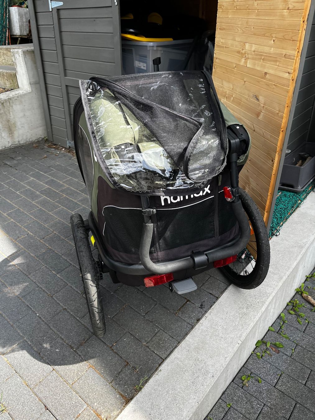 Hamax Rimorchi: Remorque enfant hamax outback - bike trailer – Usato da ATTALENS venduto da HDT123 4