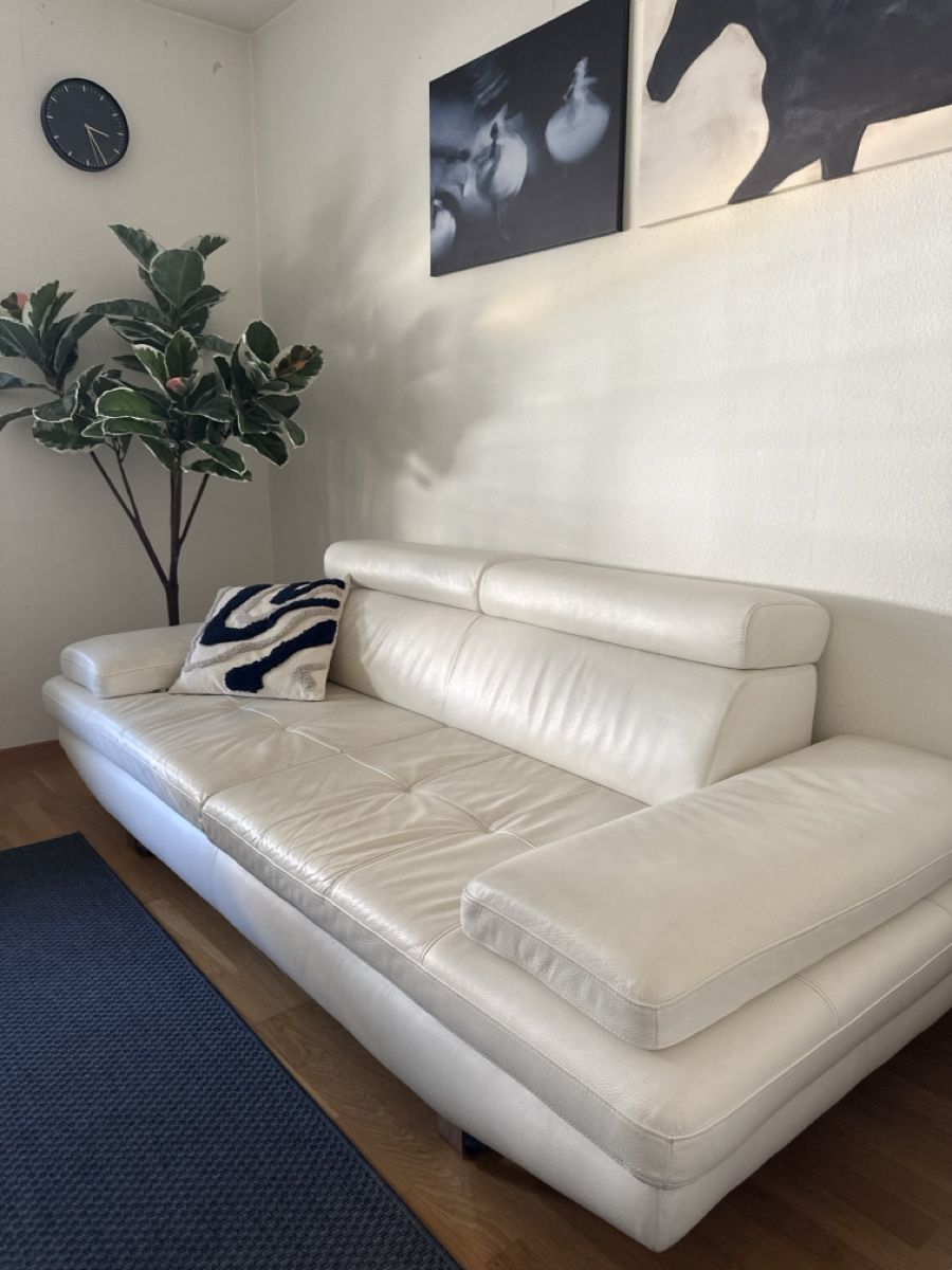 Sofas: White Leather Sofa Used Good Condition 200cm Length – Gebraucht aus Zürich von die_9dqq