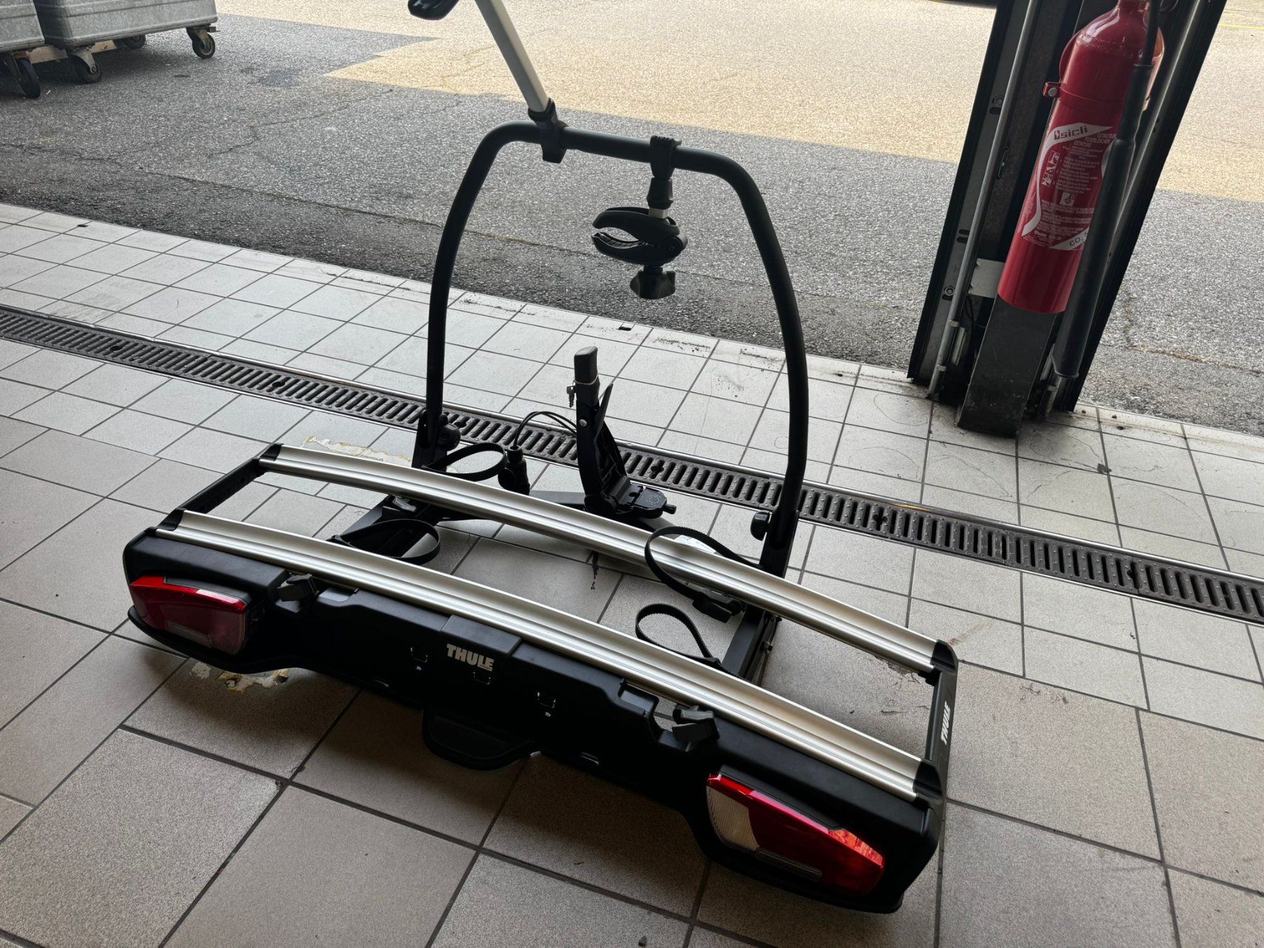 Thule Alle Autoersatzteile: Porte-vélos Thule XT2 – Neu (gemäss Beschreibung) aus VOUVRY von Cornut 1