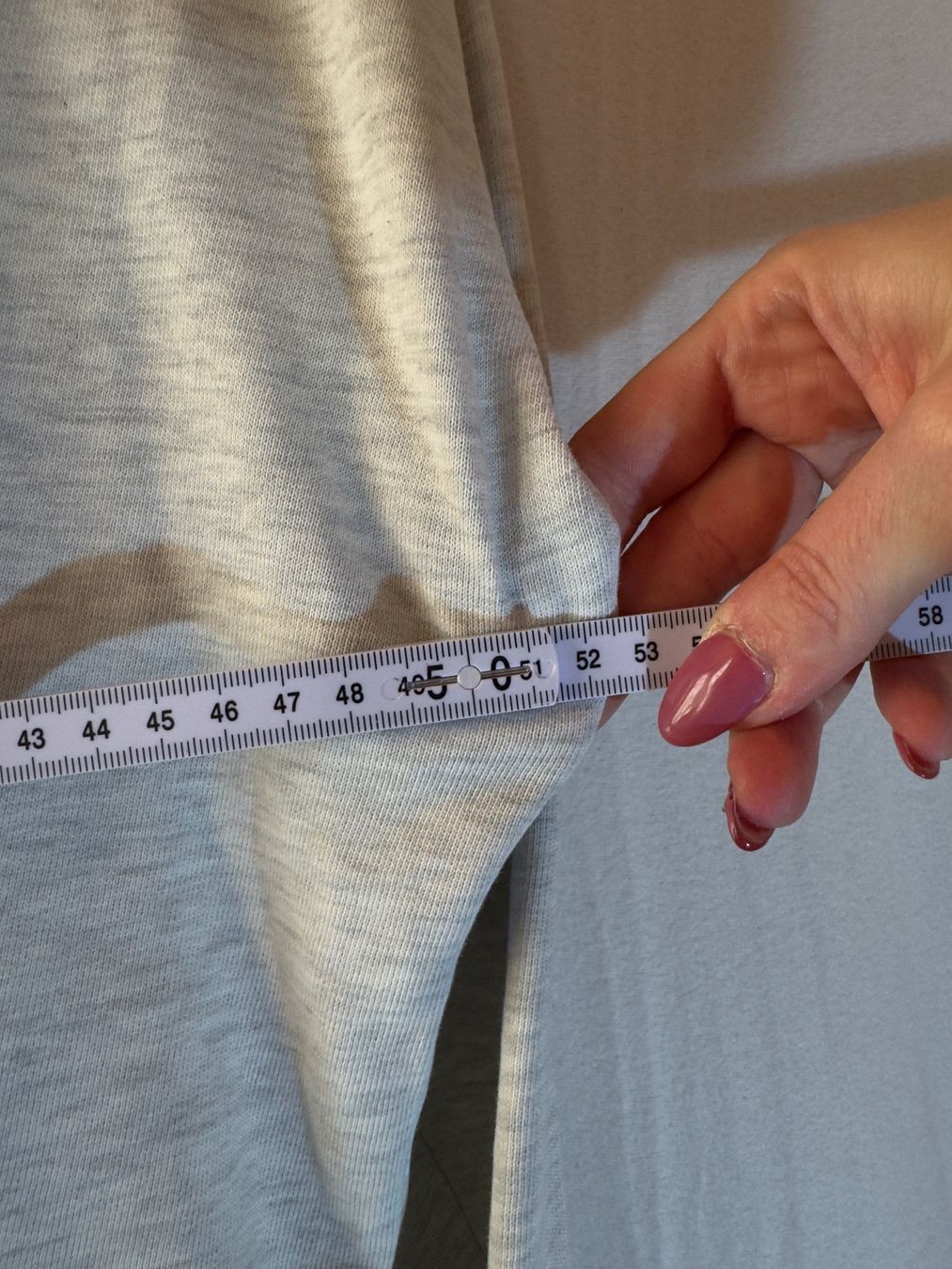 Maglioni & Felpe: Grauer Pullover aus Baumwolle ca Gr. L – Usato da Grosswangen venduto da second_hand_dress 2