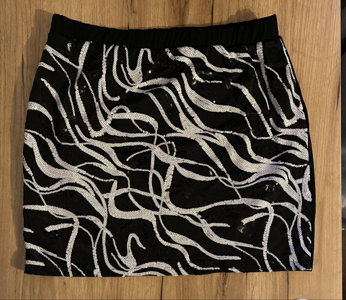 Röcke: Jupe sequins – Neu (gemäss Beschreibung) aus Chézard-St-Martin von monster2525
