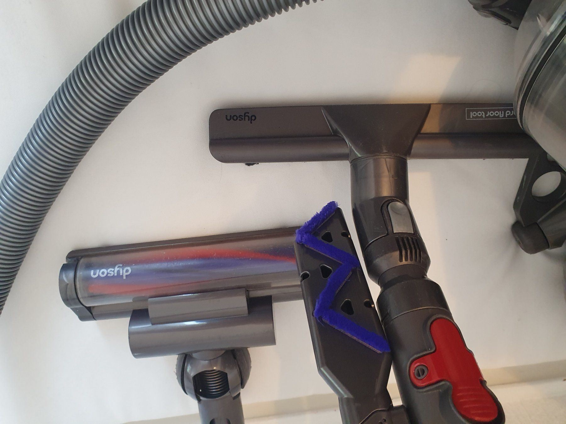 Dyson Aspirapolveri & Accessori: Dyson DC33 d'occasion – Usato da Lausanne venduto da Af2016 4
