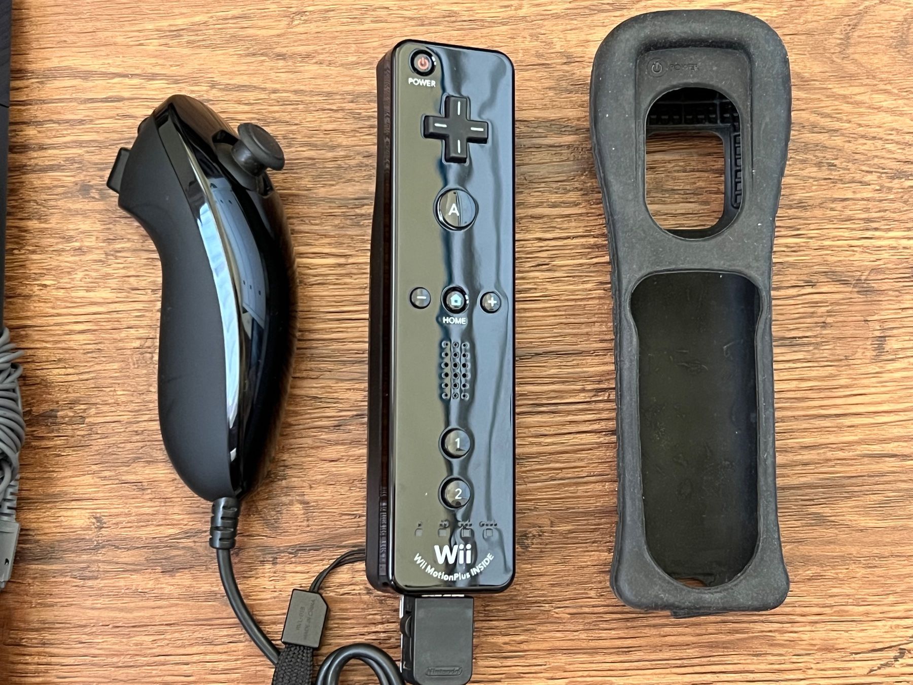 Nintendo Konsolen: Nintendo Wii mit Controller und HDMI Adapter – Gebraucht aus Uttigen von sonorsonic 1