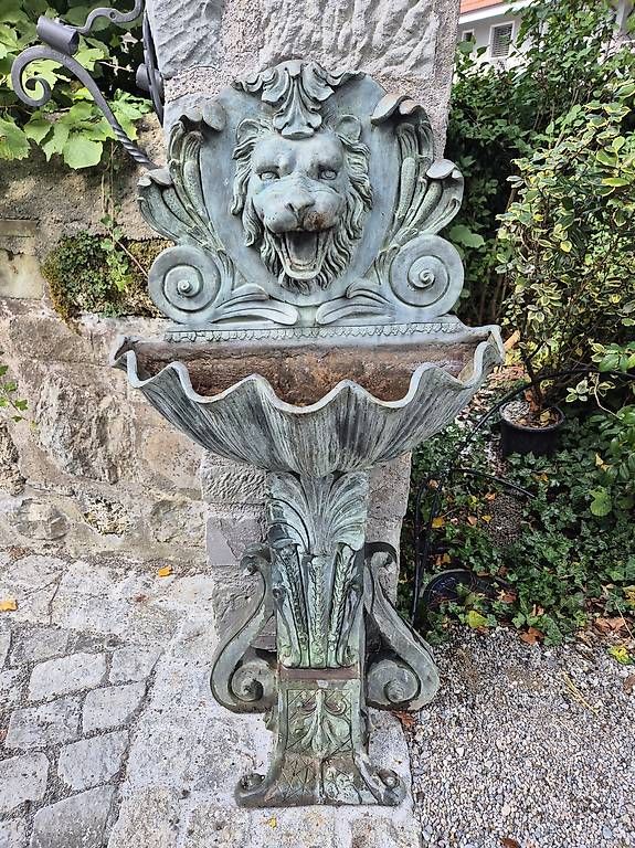 Stagni & Fontane ornamentali: LÖWEN WANDBRUNNEN – Usato da Neerach venduto da daboby66 2