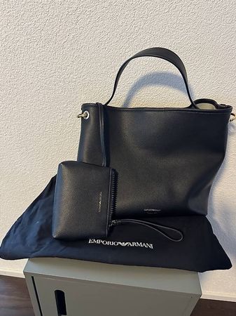 Armani Tasche schwarz 