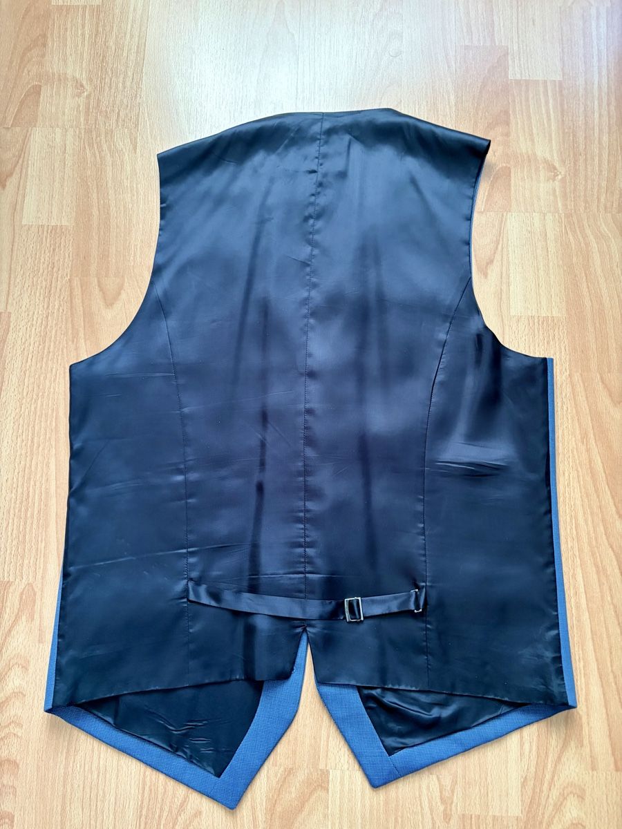 Hugo Boss Gilets & Westen: Hugo Boss Gilet – Gebraucht aus Adliswil von Bvb3 2