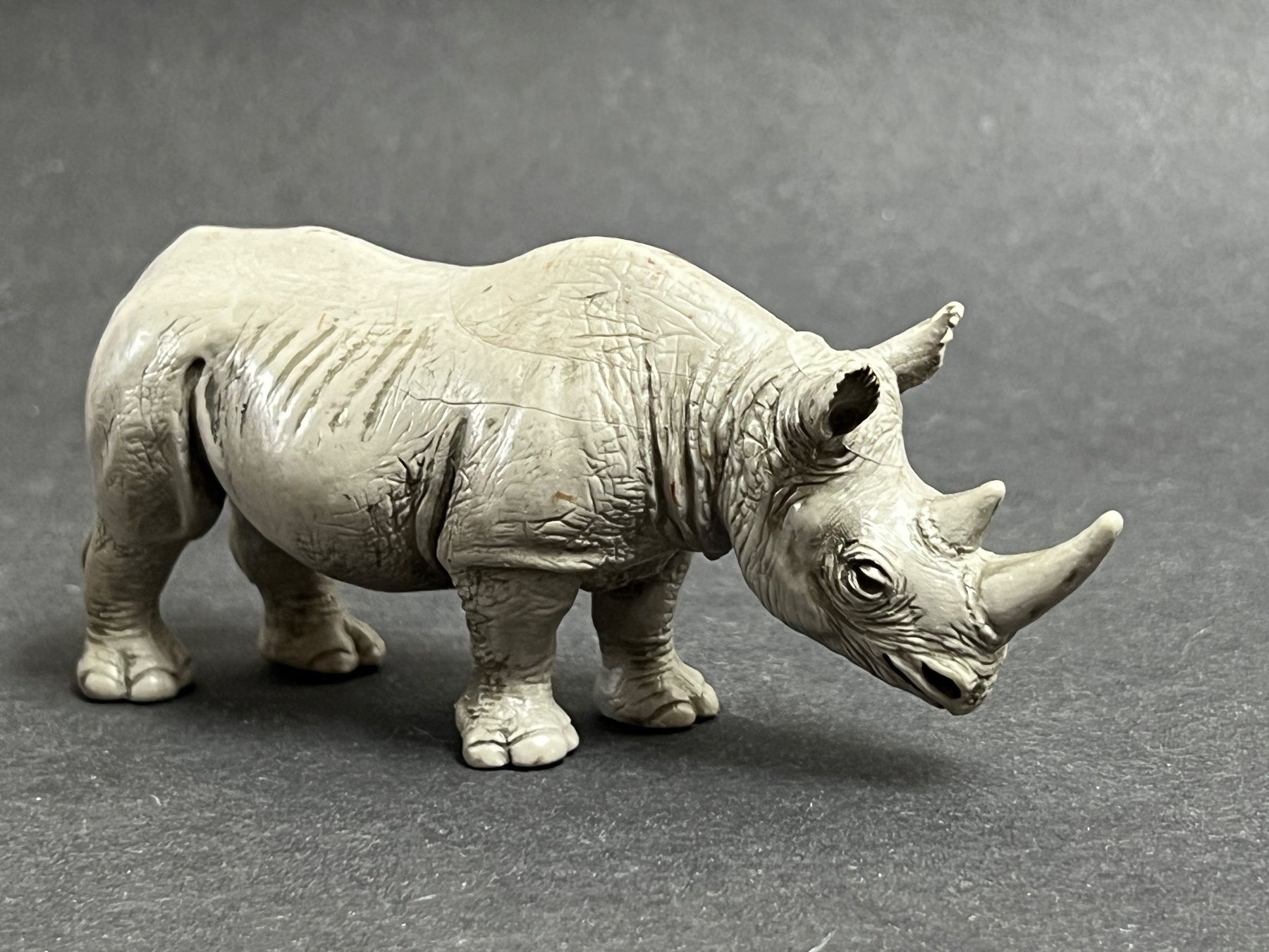 Schleich Statuette: Schleich Spitzmaulnashorn Nashorn Tier – Usato da Ennetbaden venduto da mapa05 6