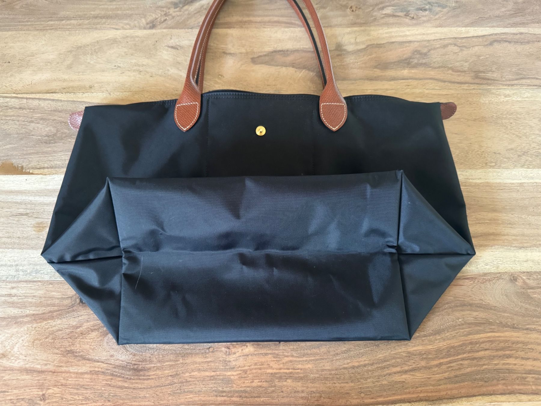 Longchamp Taschen für Damen: Handtasche Longchamp / schwarz NEU!!! – Neu und originalverpackt aus Thun von kth_ng29 3