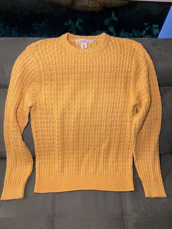 H&M Mustard Sweater - Size M , NEW