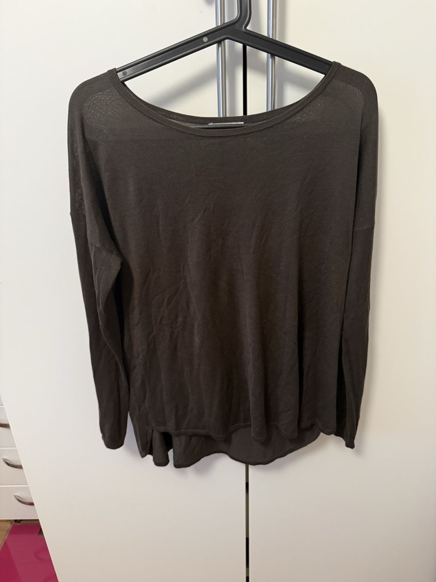 H&M Tops: H&M Basic Shirt, Grösse M, ideales Herbst-Basic Teil! – D'occasion à Zürich par gryffindor_aurorin