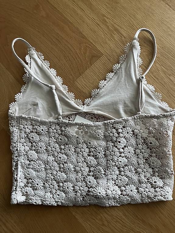 H&M Top: Neu: Spitzentop beige, Gr. M – Usato da Zürich venduto da MariaSusanne 1
