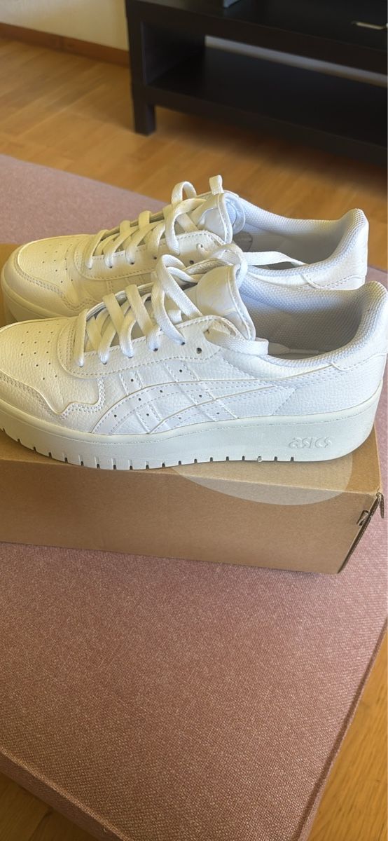 Asics Scarpe da donna: ASICS Japan SP EU 39,5 – Nuovo (secondo la descrizione) da Château-d'Oex venduto da rob_h8g8 2