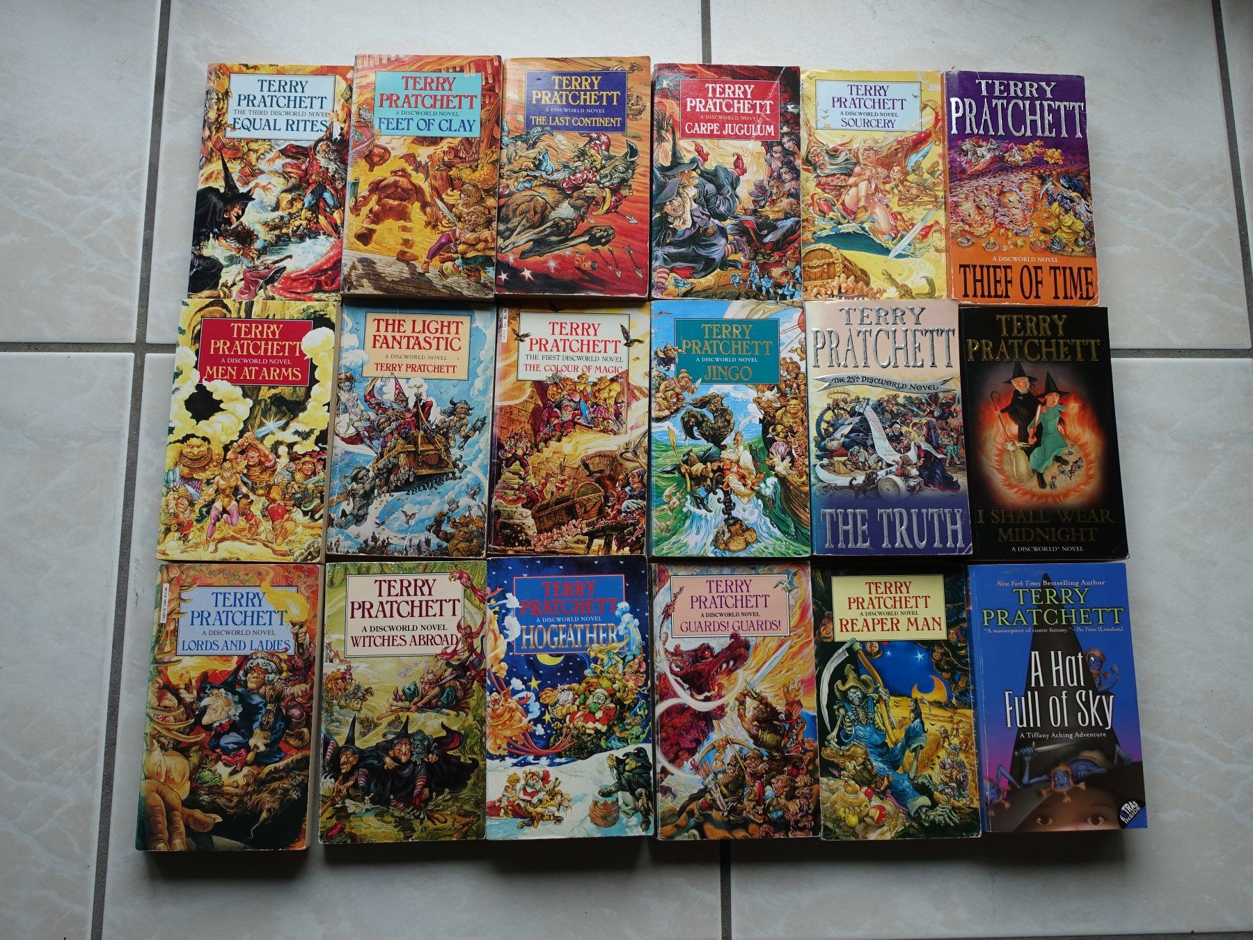 Bücher: Terry Pratchett Discworld Grosses Bücherpaket ENGLISCH – Gebraucht aus Glattfelden von tdlubek 3
