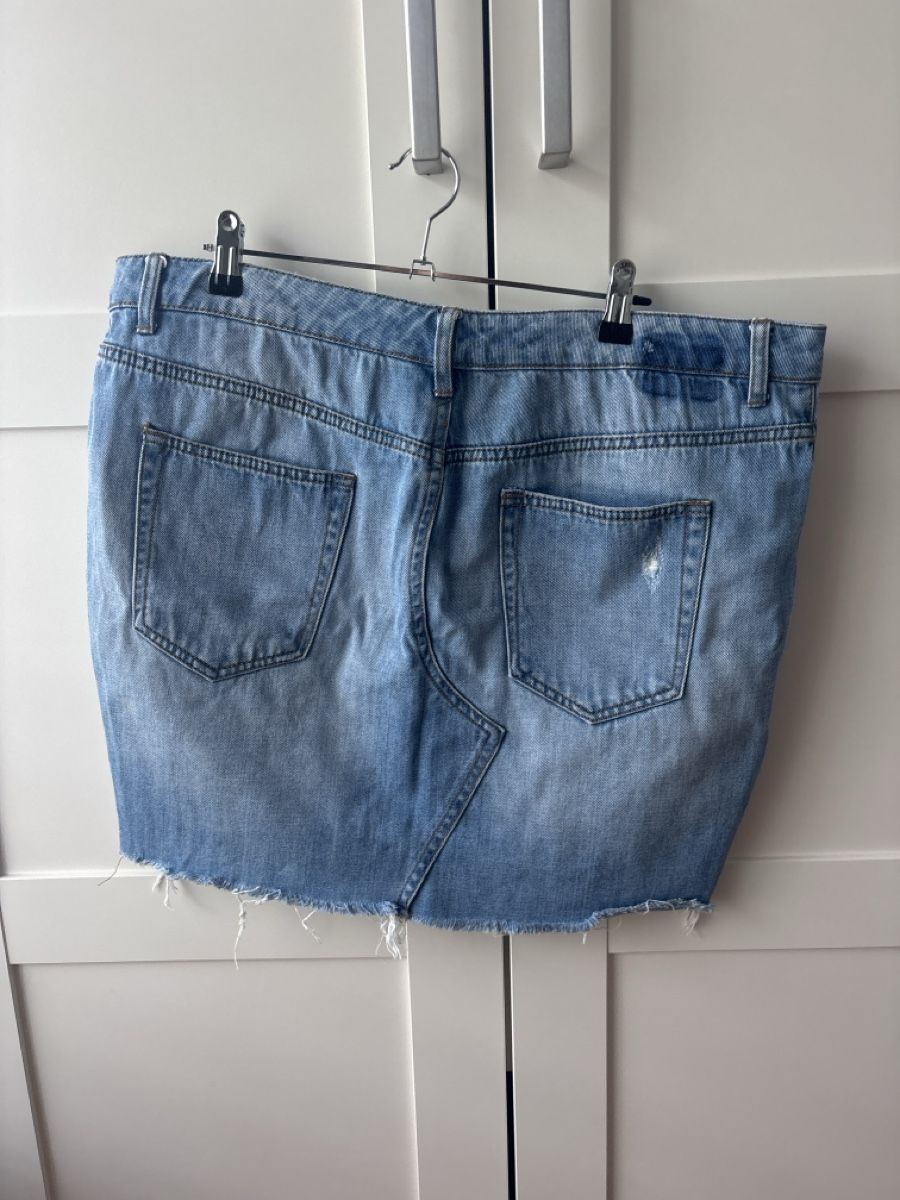 Mango Gonne: Jeansrock blau Grösse 44 Used Look – Usato da Nänikon venduto da Caro8989 1