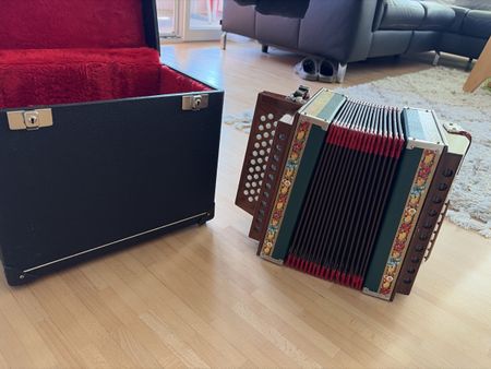 Schwyzerörgeli B