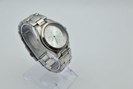 Quarz-Armbanduhr Metall Ø 37 mm (läuft mit Garantie)