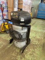 Profi Industriesauger von Nilfisk 127 mit 2 Motoren