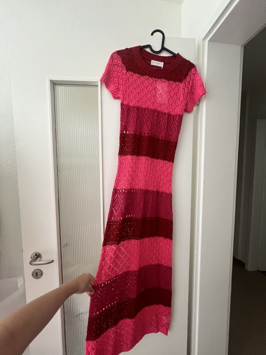 Vestiti: Strickkleid lang gestreift Pink Rot – Nuovo (secondo la descrizione) da Zürich venduto da R1908 1