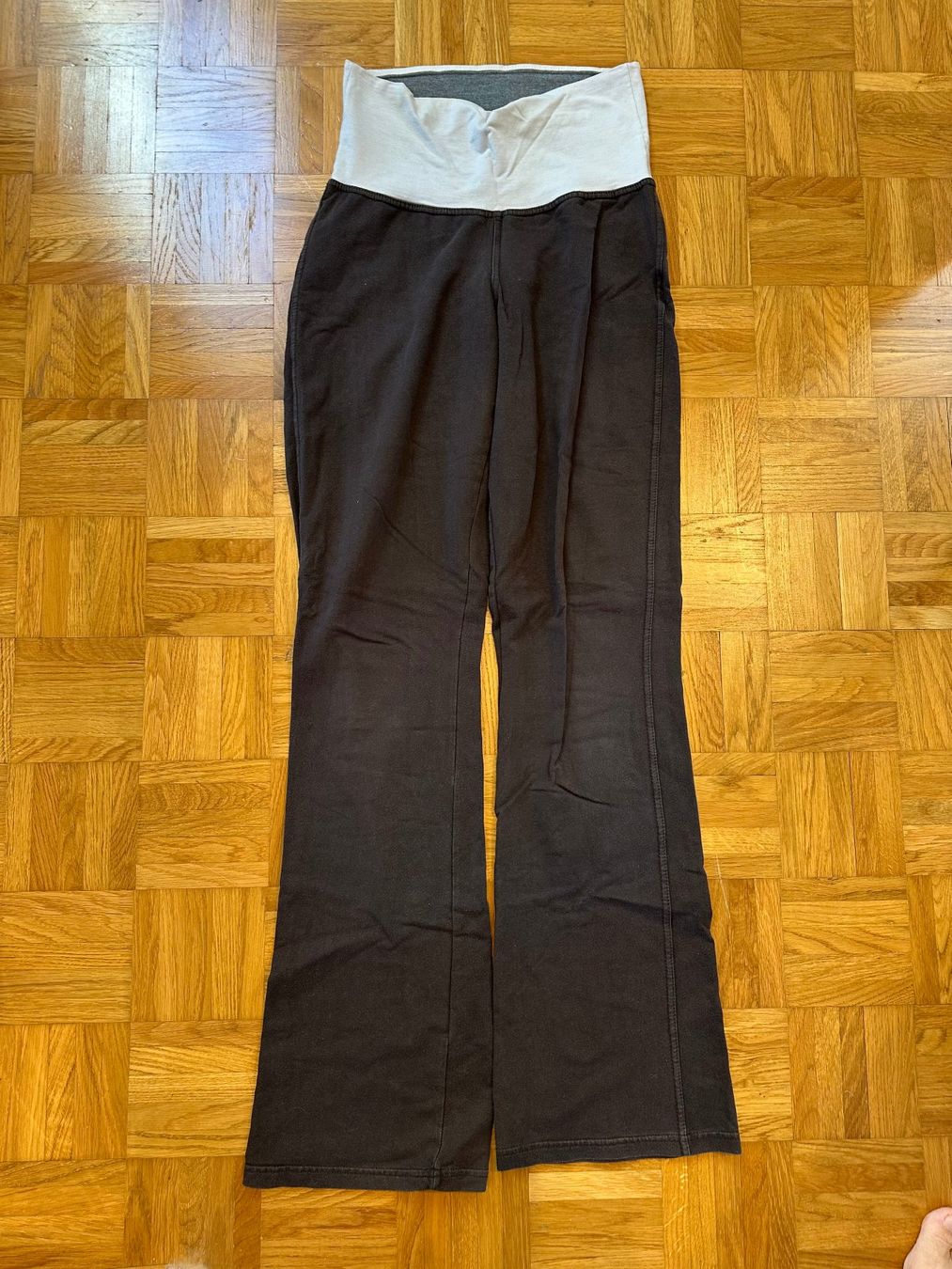 Pantaloni: Yoga Hose Amisu Gr. S – Usato da Winterthur venduto da nelead 2
