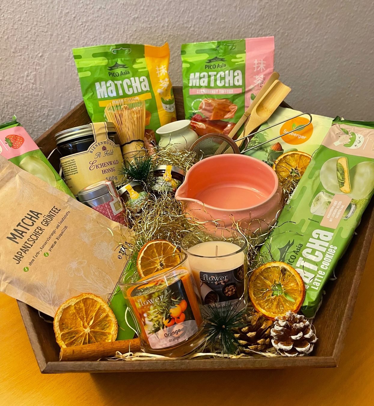Aliments & Spécialités: Grosser Geschenkkorb einfach Matcha – Neuf avec emballage d'origine à Basel par Seifehuesli 6