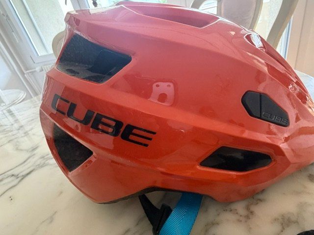 Cube Casques: Cube Aktionteam Helmet M 52-57 cm – D'occasion à Wabern par MagdalenaWabern 3