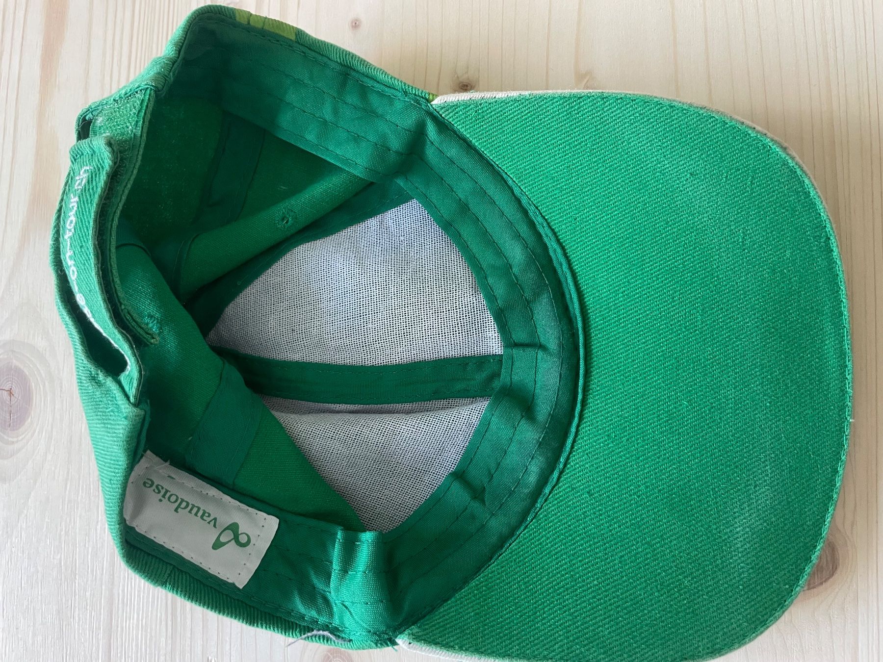 Altro in  Abbigliamento & Accessori: Kappe Vaudoise grün – Usato da Uznach venduto da nat_z9bb 1