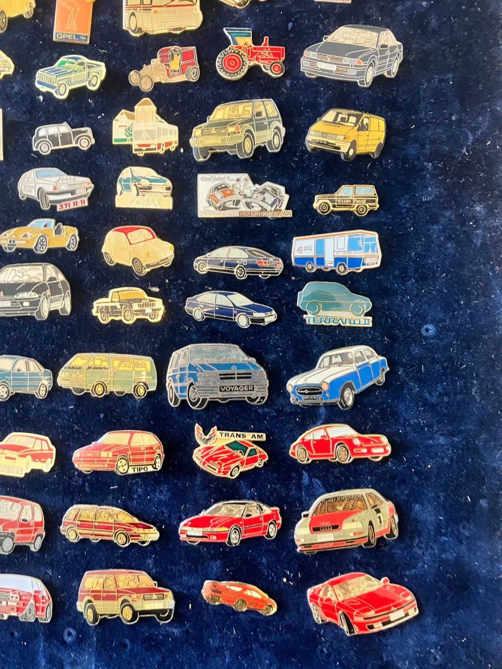 Placchette & Badge: ca. 100 Pin diverse Autos (20) – Usato da Basel venduto da djwwpp 3