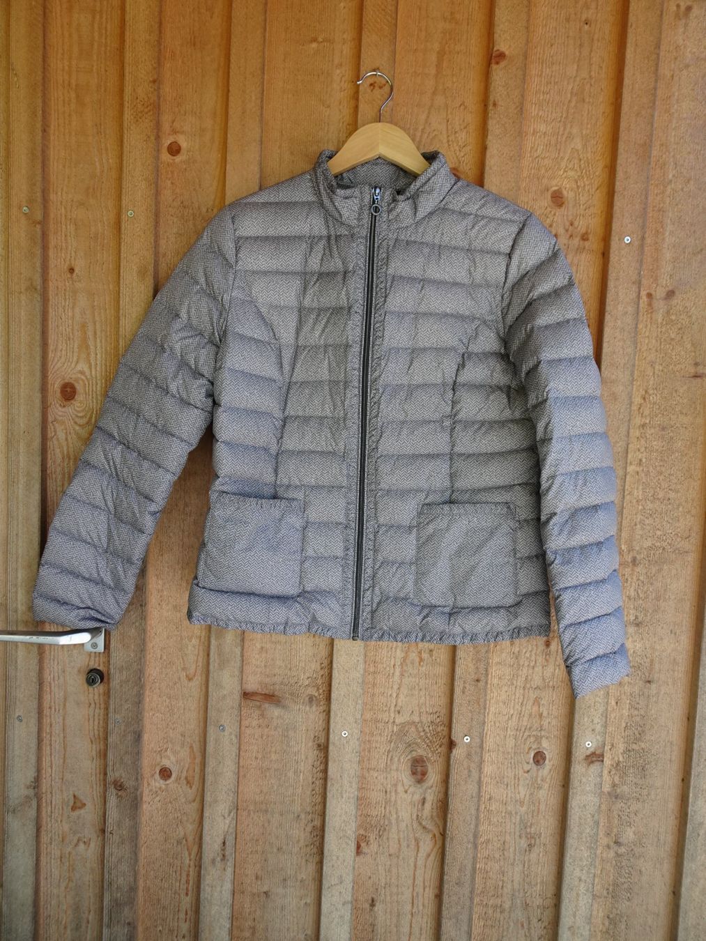 Comma Giacche: Leichte Steppjacke von Comma Gr. M - M82 – Usato da Küssnacht am Rigi venduto da Good4Deckeli