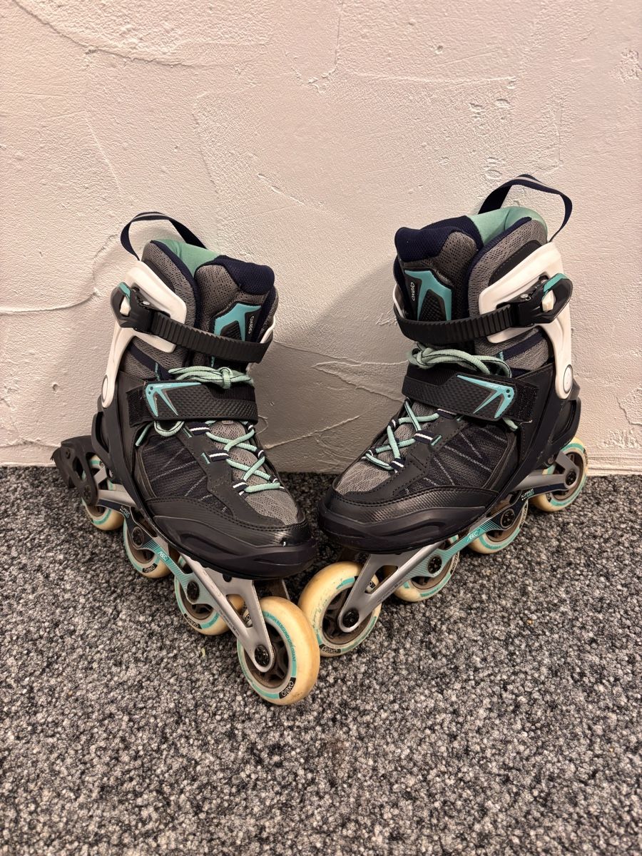 Decathlon Pattini in linea & Pattini a rotelle: Inline-Skates  – Usato da Untervaz venduto da dariomontalta