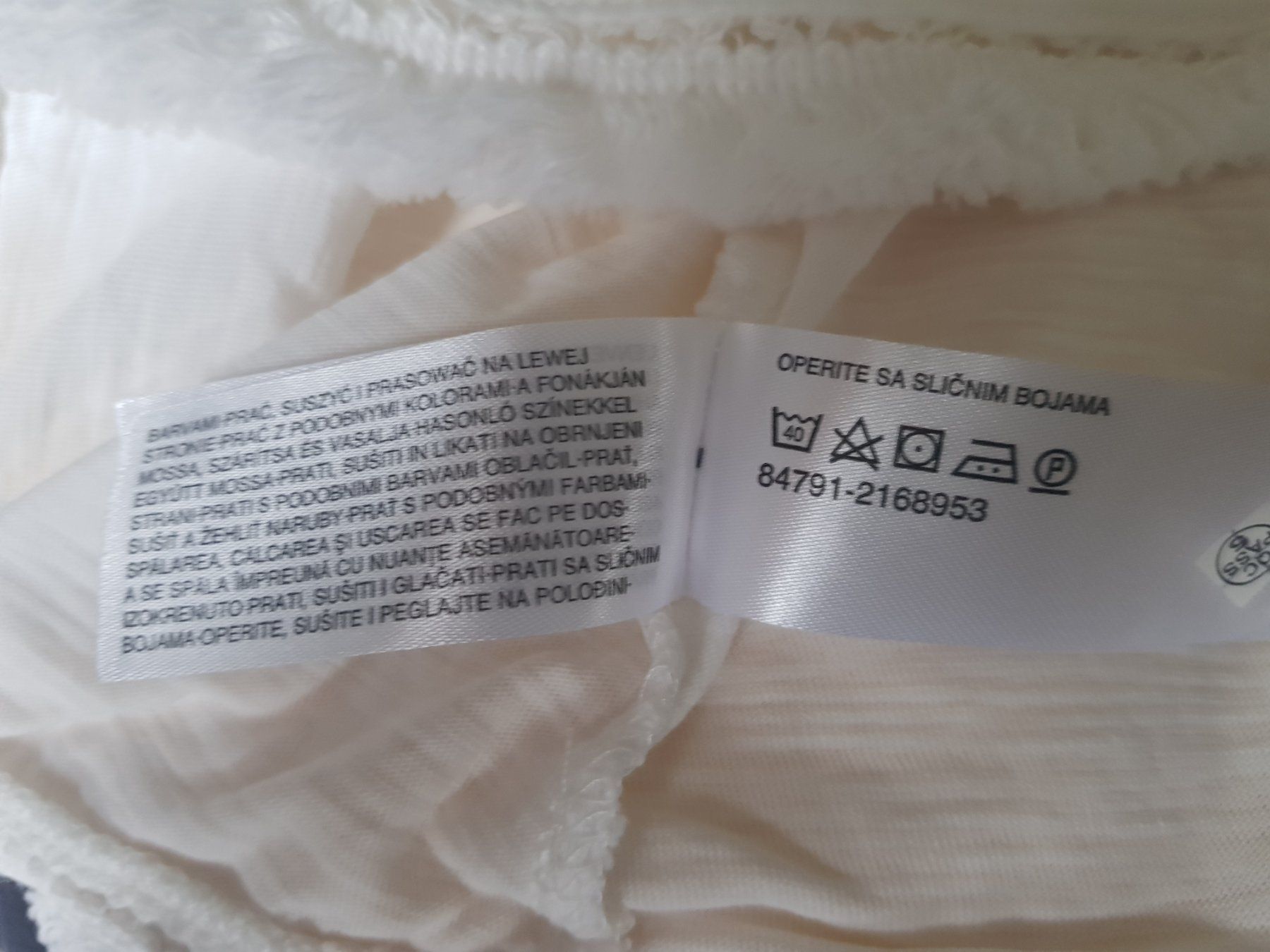 C&A Camicette, T-shirt & Top: MÄDCHEN TOP – Usato da Root venduto da LifestyleAccessoires 4
