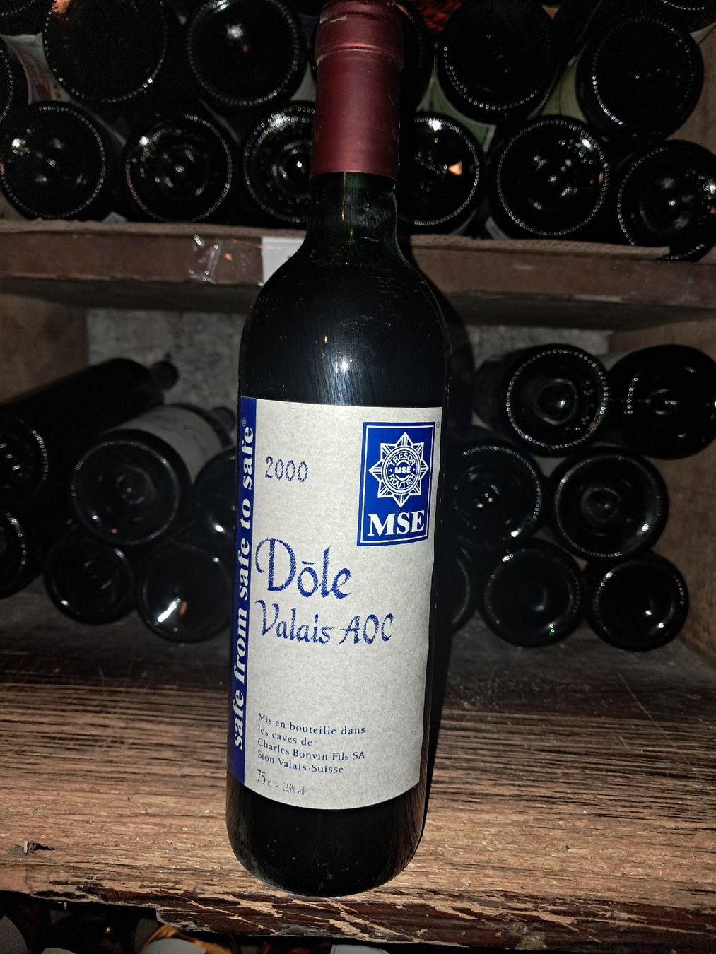 Vino: Dôle du Valais AOC 2000 – Nuovo e nell'imballaggio originale da Le locle venduto da juliensaran