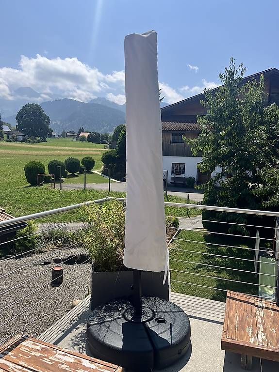Sonnenschirme: Ampelschirm – Gebraucht aus Aeschiried von kat_7ccl 1