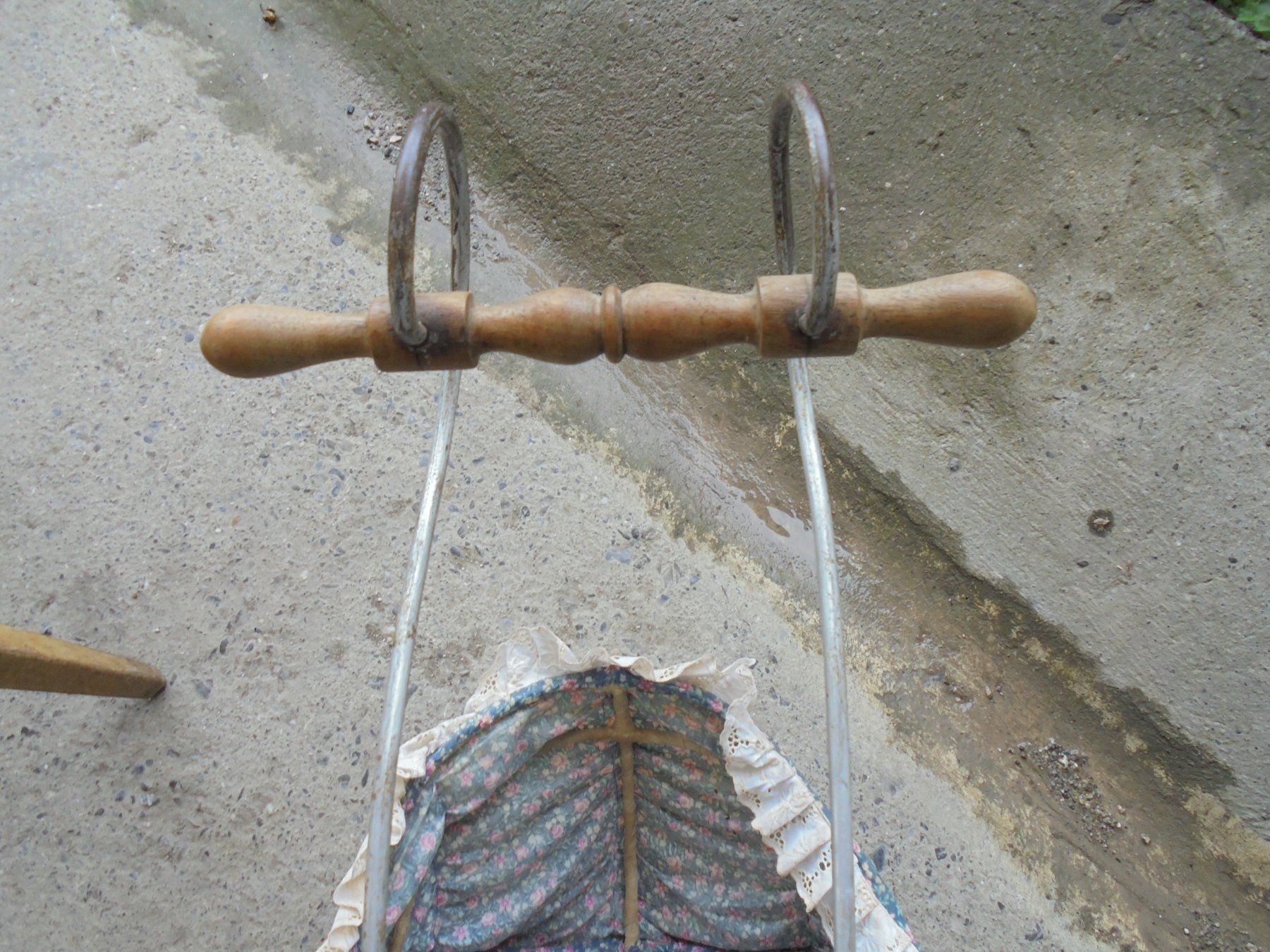 Puppenwagen: Retro Puppenwagen Metallräder – Gebraucht aus Rüschegg-Heubach von Ofen111 9