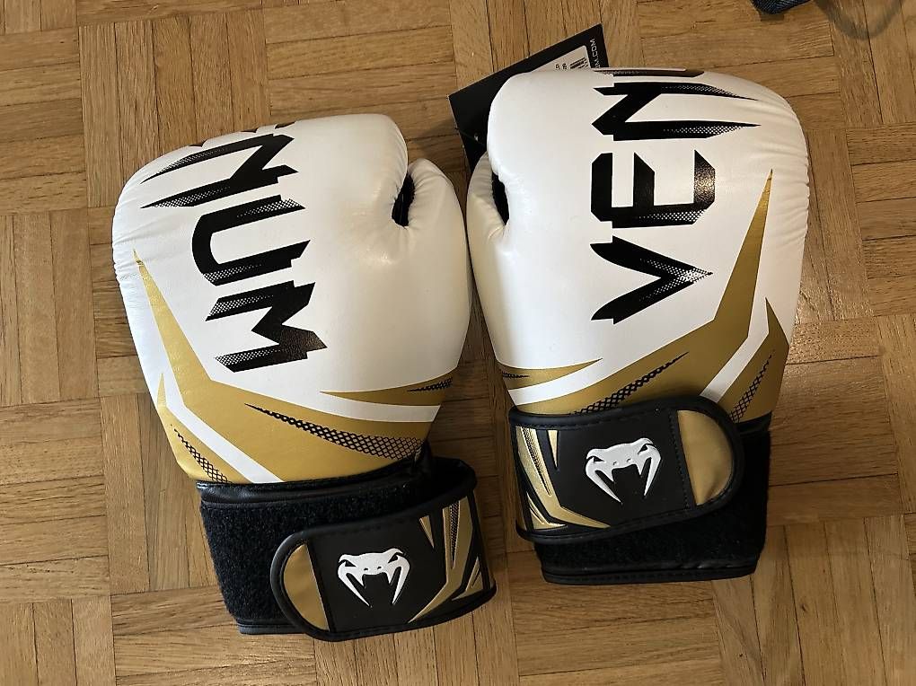 Venum Gants & mitaines : Gants de boxe – Neuf avec emballage d'origine à Lausanne par vei_9lfn