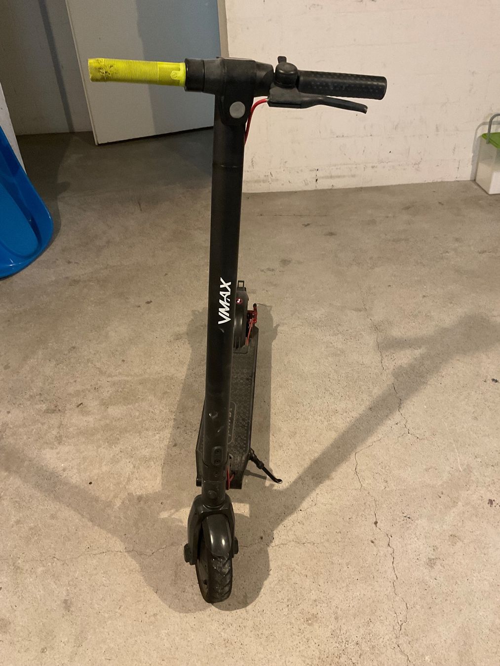 Scooters: VMAX R90 E-Scooter – Defekt aus Hombrechtikon von spookycat