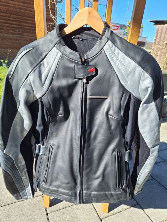 Veste de moto en cuir - femme