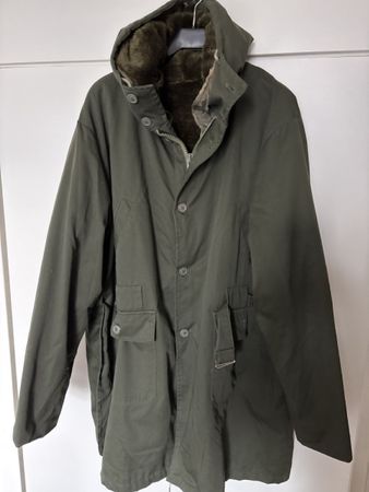 UHU Winter Parka, Khaki, warm gefüttert, Grösse 52. Top!