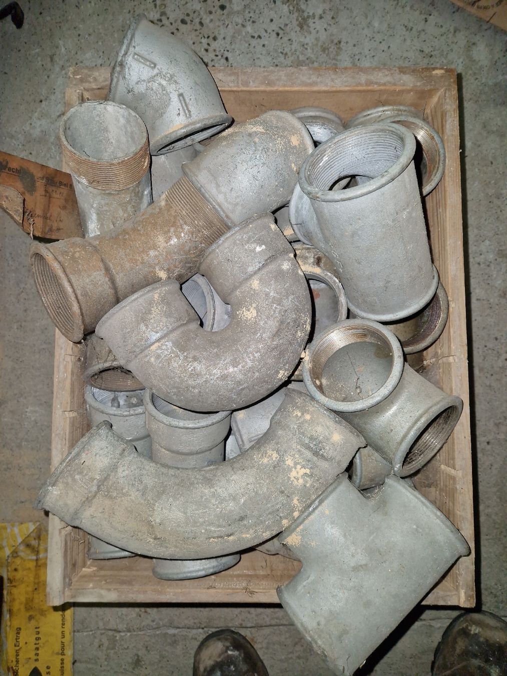 Tutti gli attrezzi: GF+ Metallformstücke – Usato da Studen BE venduto da valtra66