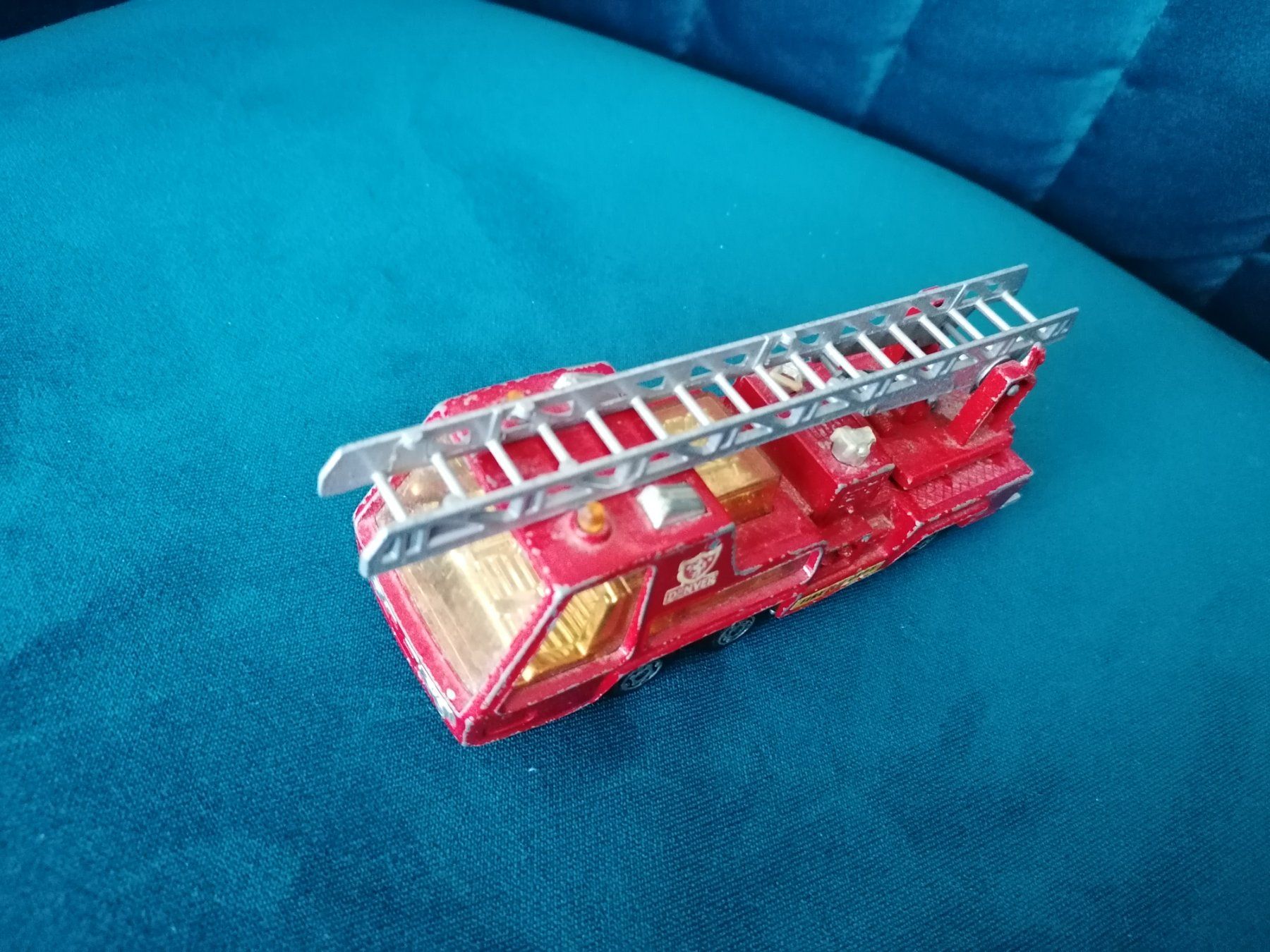Matchbox Modellautos: Matchbox Super Kings K-9 Fire Tender – Gebraucht aus Basel von vintagecollector 1