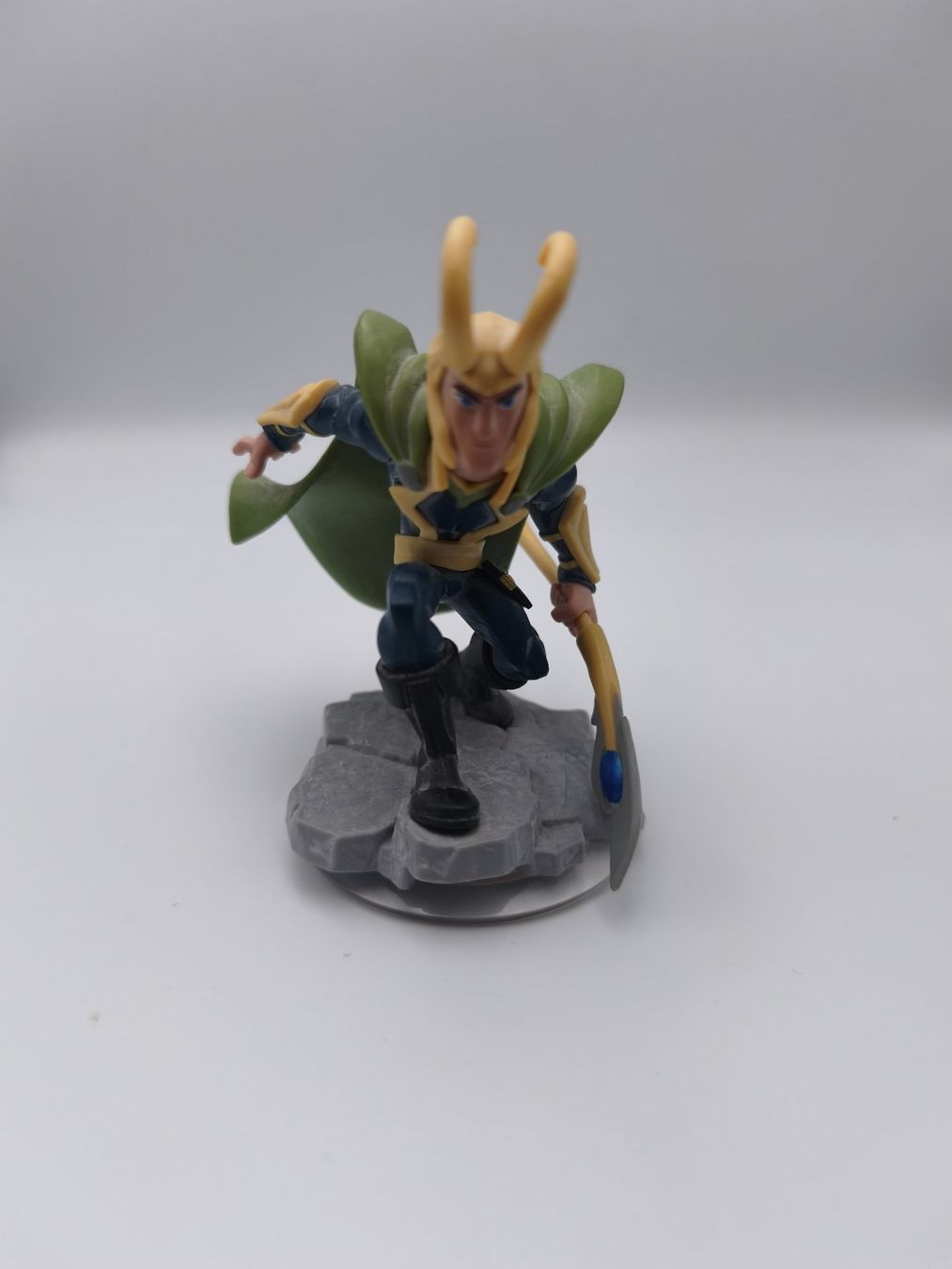 Disney Figuren: Disney Infinity Marvel Figur Loki – Gebraucht aus Kloten von SuperRetroPixels