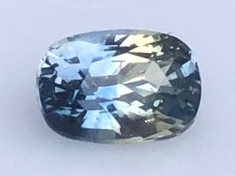 SAPHIR  (N)= unbehandelt  Bi-color  gelb/blau   1.55cts