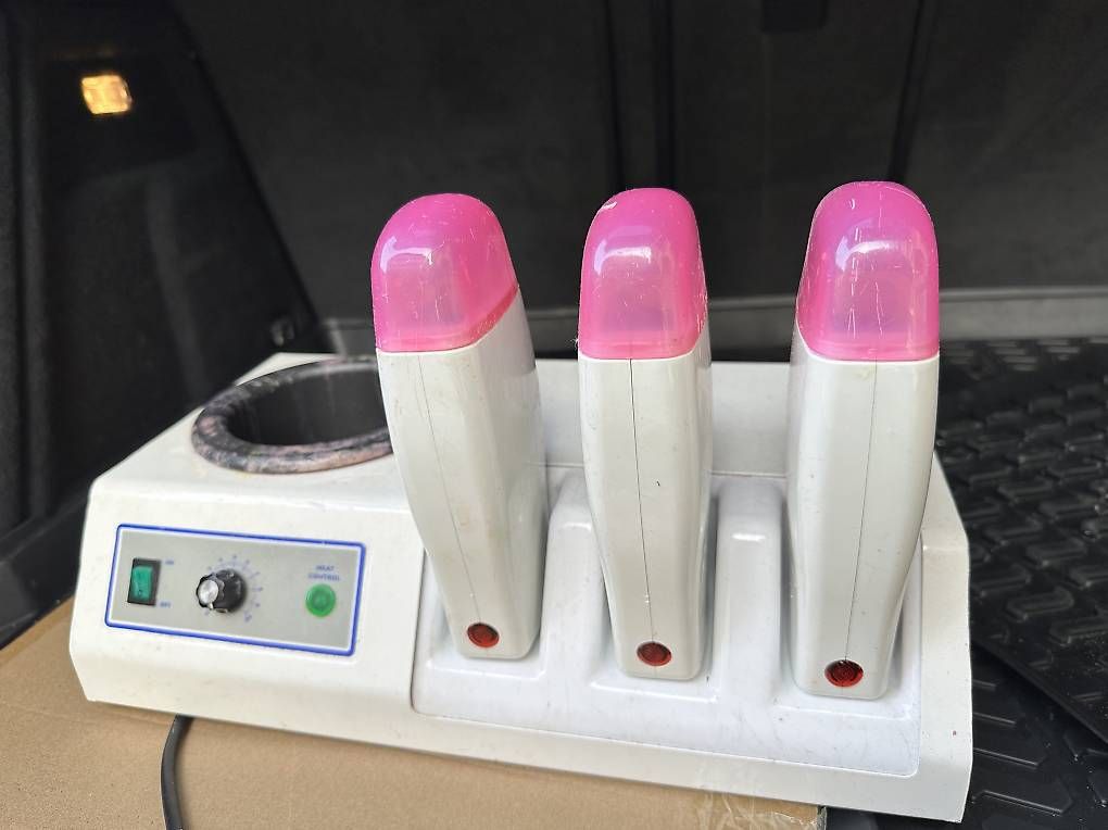 Altro per la cura del corpo: Lumière et système vapeur pour soins épilation – Usato da Evionnaz venduto da axe_xdc9 1