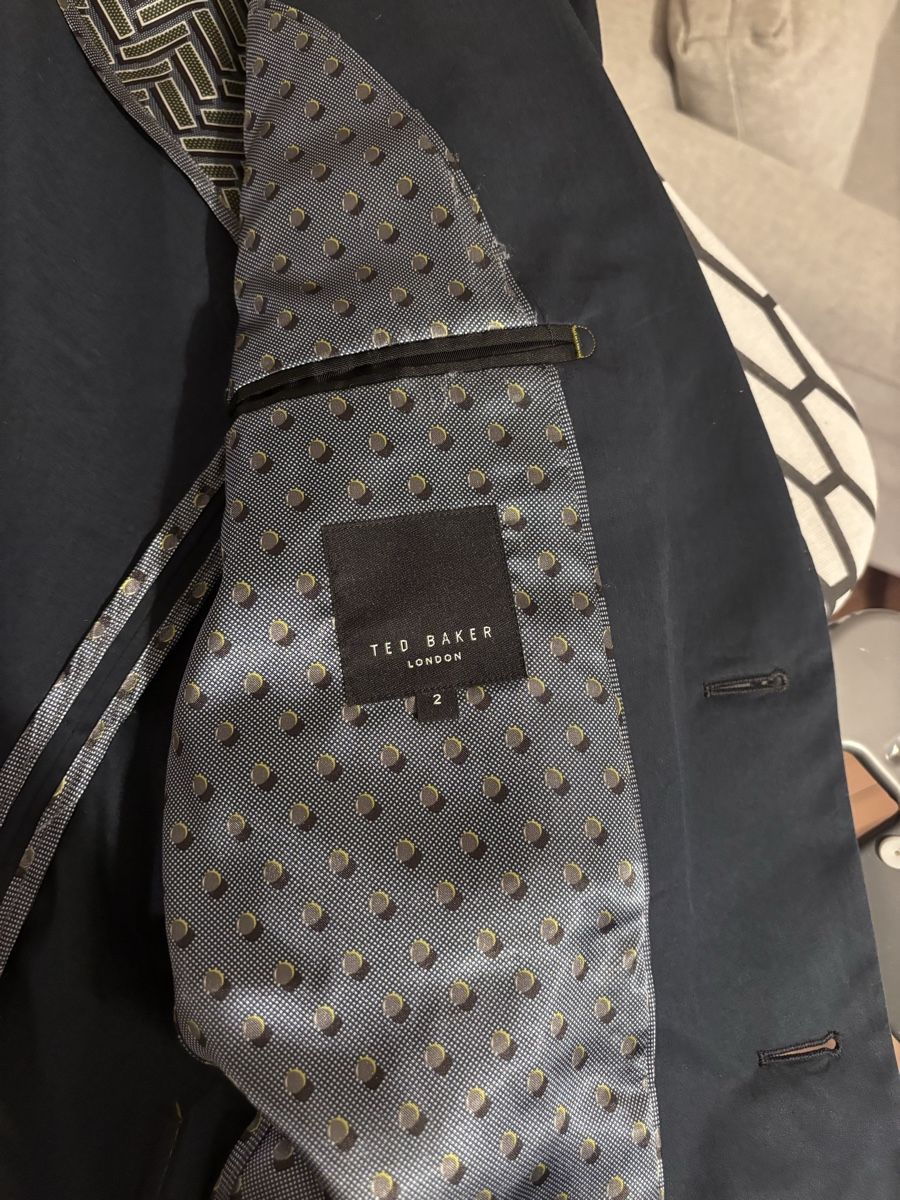 Ted Baker Vestes: Business Blazer Mann (Ted Baker) – D'occasion à Jona par yan_sg85 2