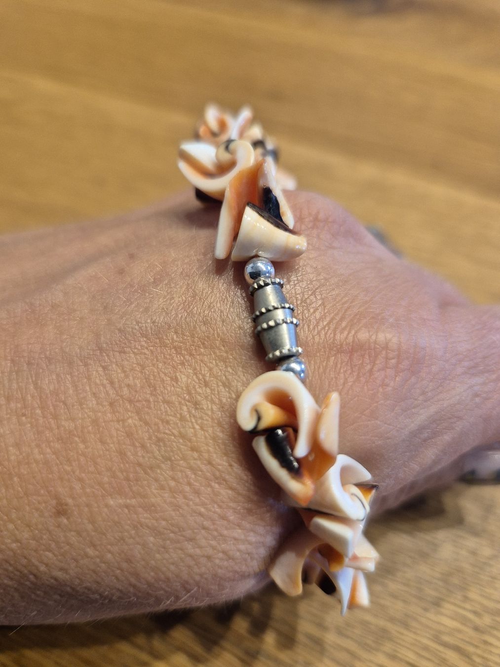 Bracciali & Braccialetti: Muschelarmband – Usato da Zofingen venduto da MaBeSaSe 1