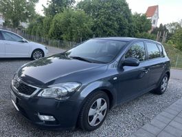 KIA Cee'd 1.4 - mit MFK & Frist ab Service
