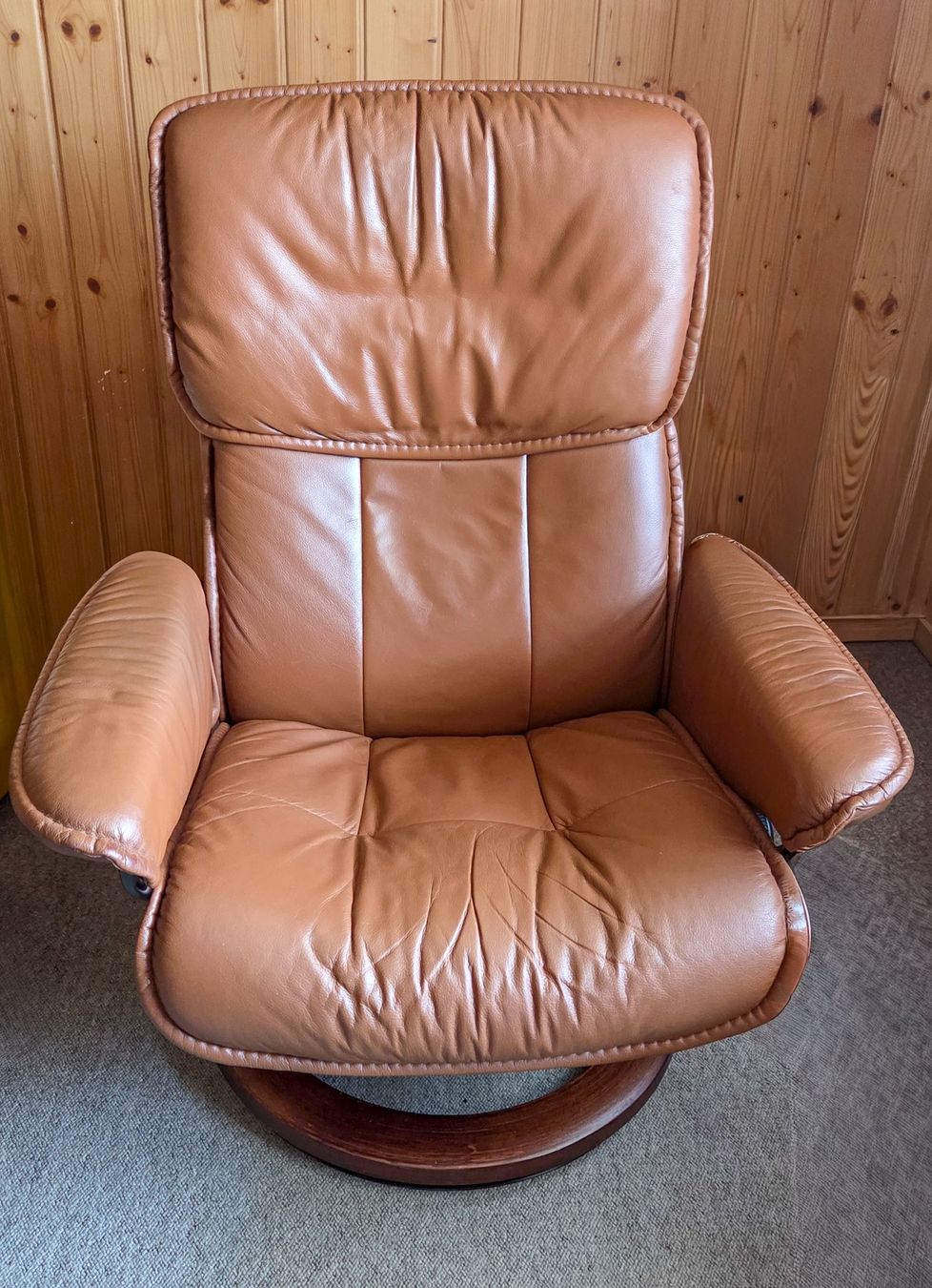 Stressless Poltrone: Stressless-Stuhl mit Hocker – Usato da Berneck venduto da 2vulkan55 1